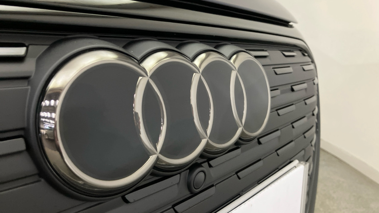 Audi Q4 e-tron 210kW 45 82kWh Black Edition 5dr Auto [Tech Pack] Electric Estate